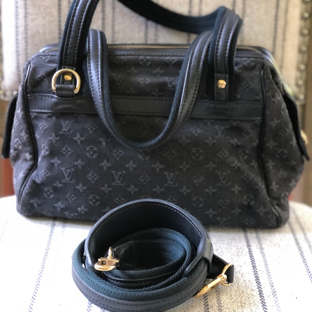 🎁🎁💗ONE DAY SALE!!Cute Auth Louis Vuitton Minilin Bag😍